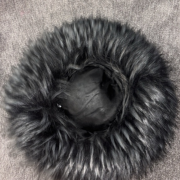 Tyler Lambert bucket hat - Picture 2 of 10